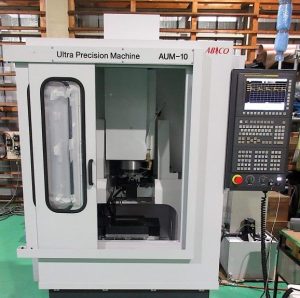 アビコ技術研究所の小型マシニングセンタ